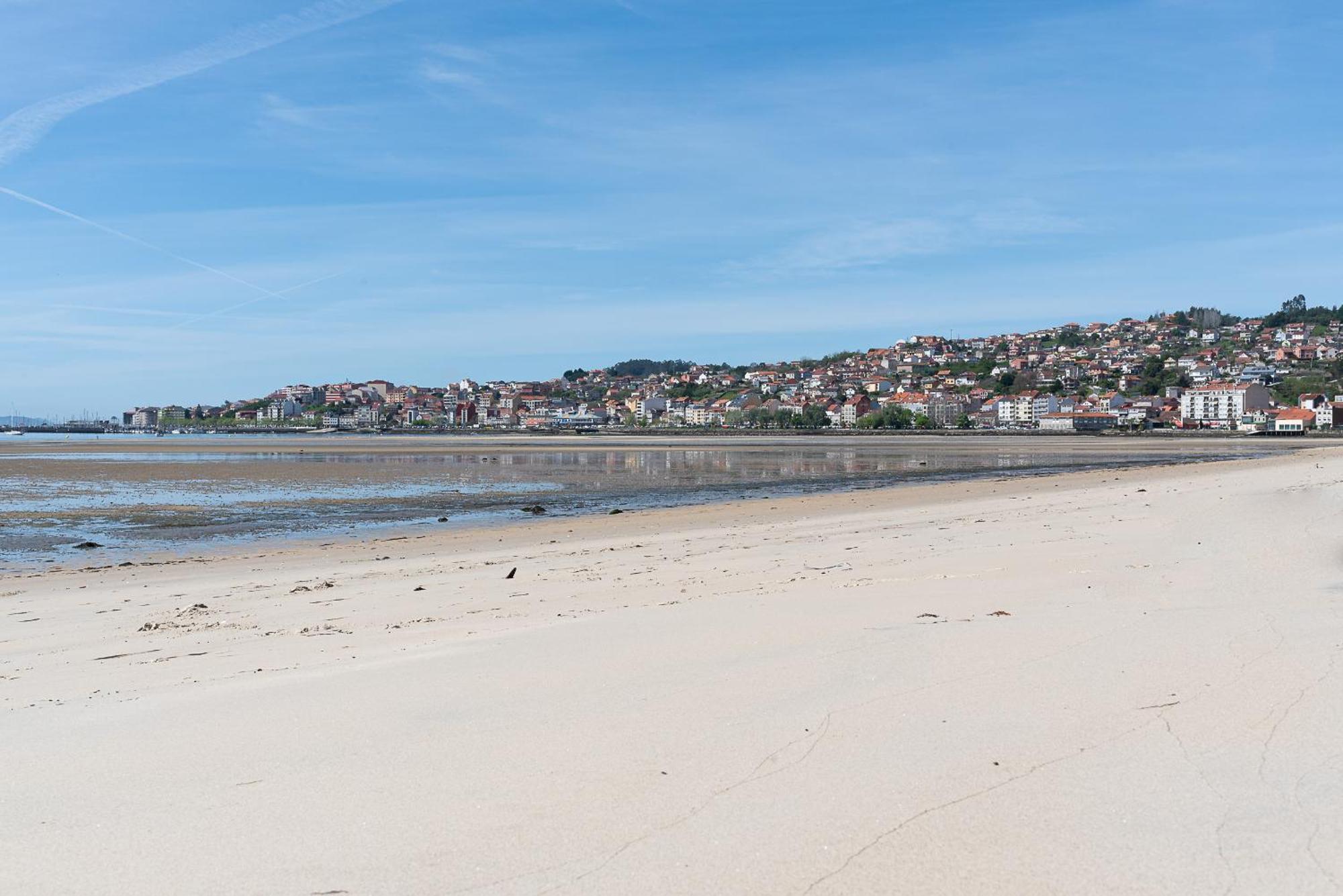 Appartamento Apartamento Espacioso Cerca De La Playa Con Aire Acondicionado Moaña Esterno foto